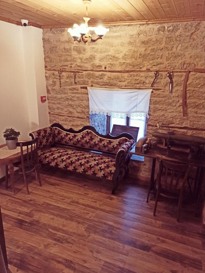 Boutique Hotel Praga Gjirokaster Exterior photo