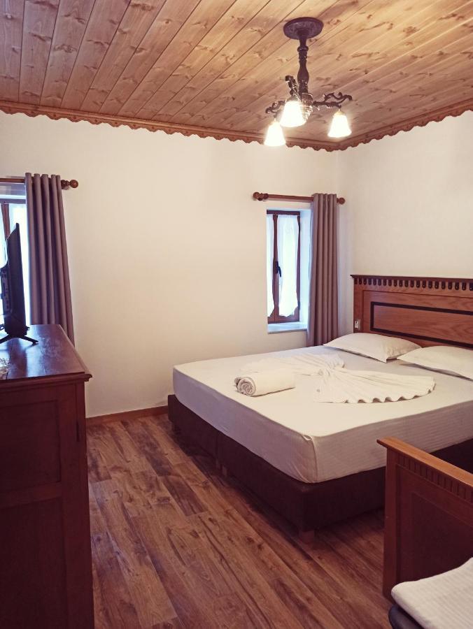 Boutique Hotel Praga Gjirokaster Exterior photo