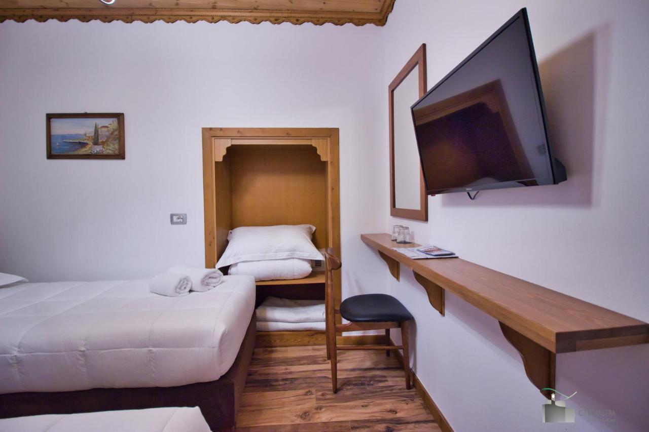Boutique Hotel Praga Gjirokaster Exterior photo