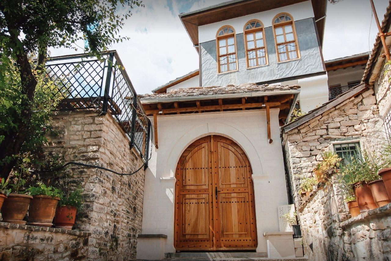Boutique Hotel Praga Gjirokaster Exterior photo