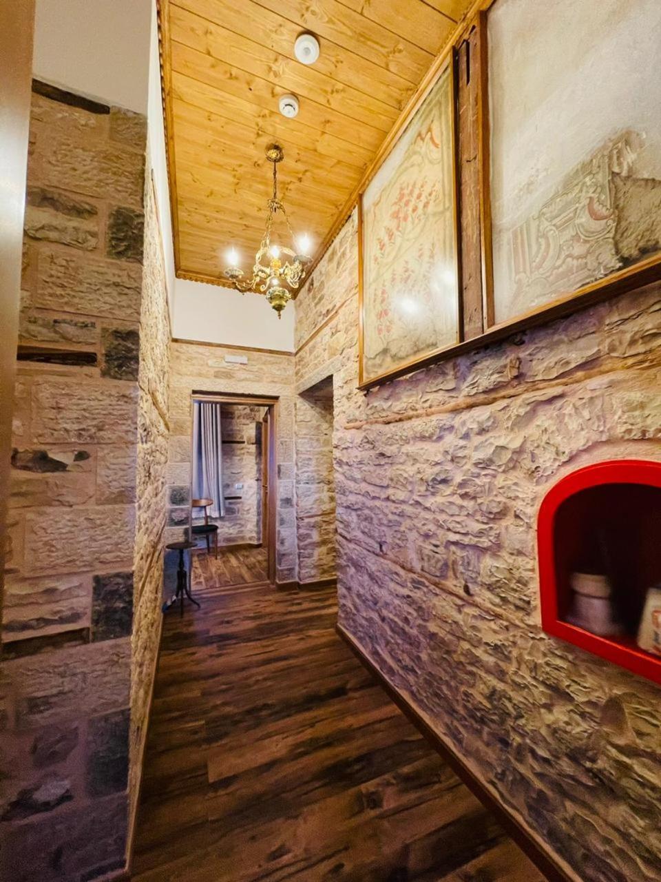 Boutique Hotel Praga Gjirokaster Room photo