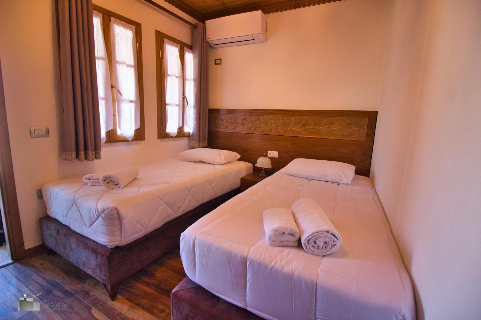Boutique Hotel Praga Gjirokaster Room photo