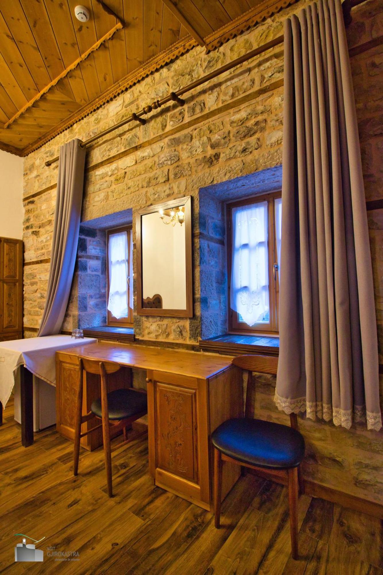 Boutique Hotel Praga Gjirokaster Room photo